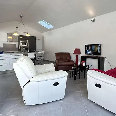 Gu000-25b 3 Pièces - 5 Couchages *