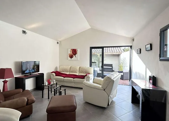 Gu000-25b 3 Pièces - 5 Couchages Villa