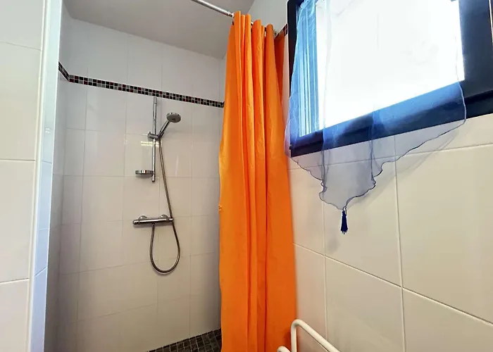 Gu000-25b 3 Pièces - 5 Couchages Villa